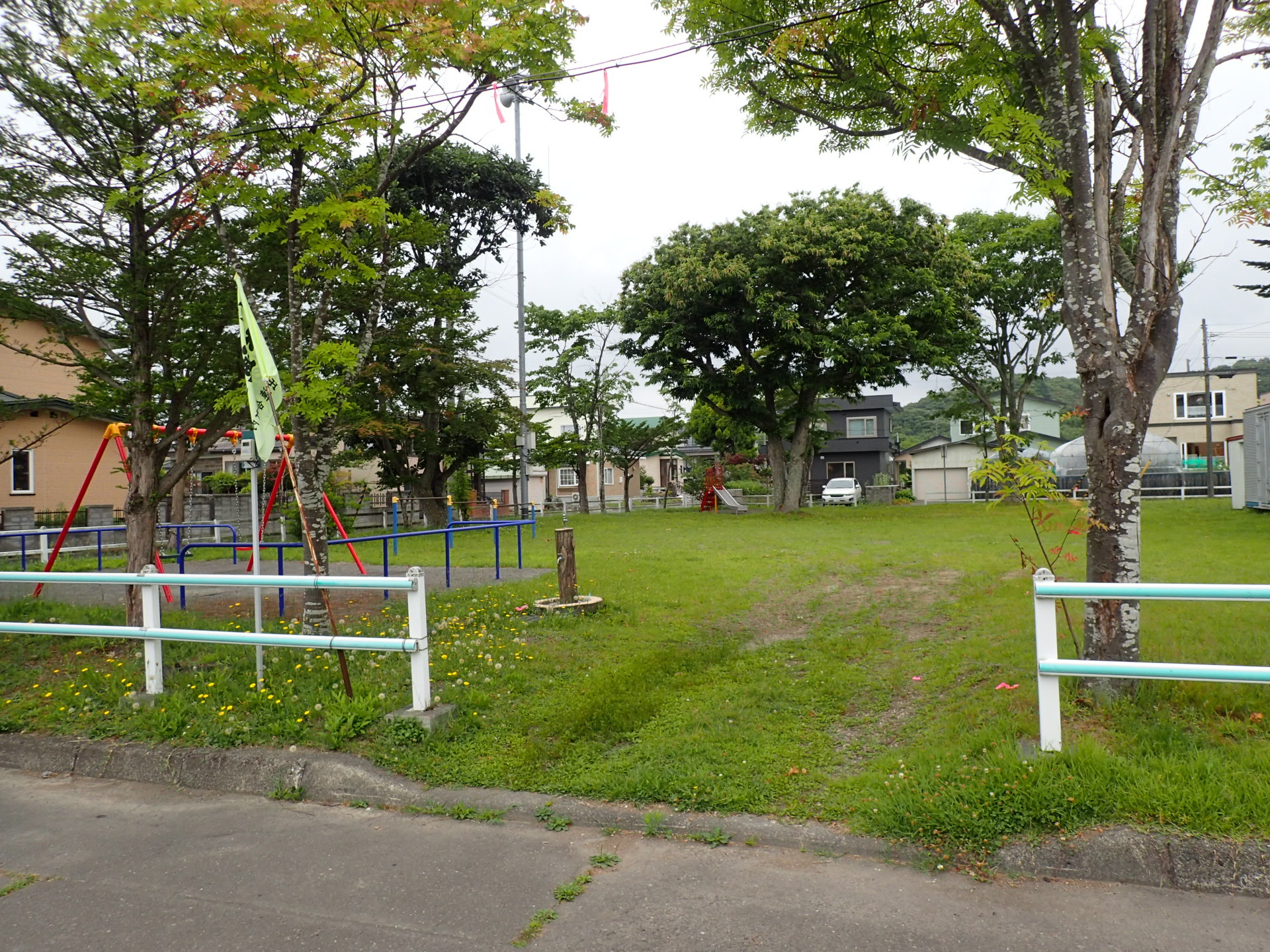 東町1号公園 全景.JPG