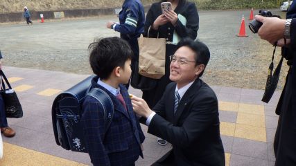 ワッペン付け(掲載用).jpg