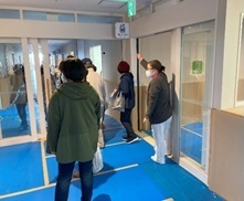 内覧会_開催風景03.jpg