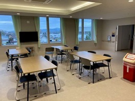 20250507_新病院開院07_3階病棟デイルーム.jpg